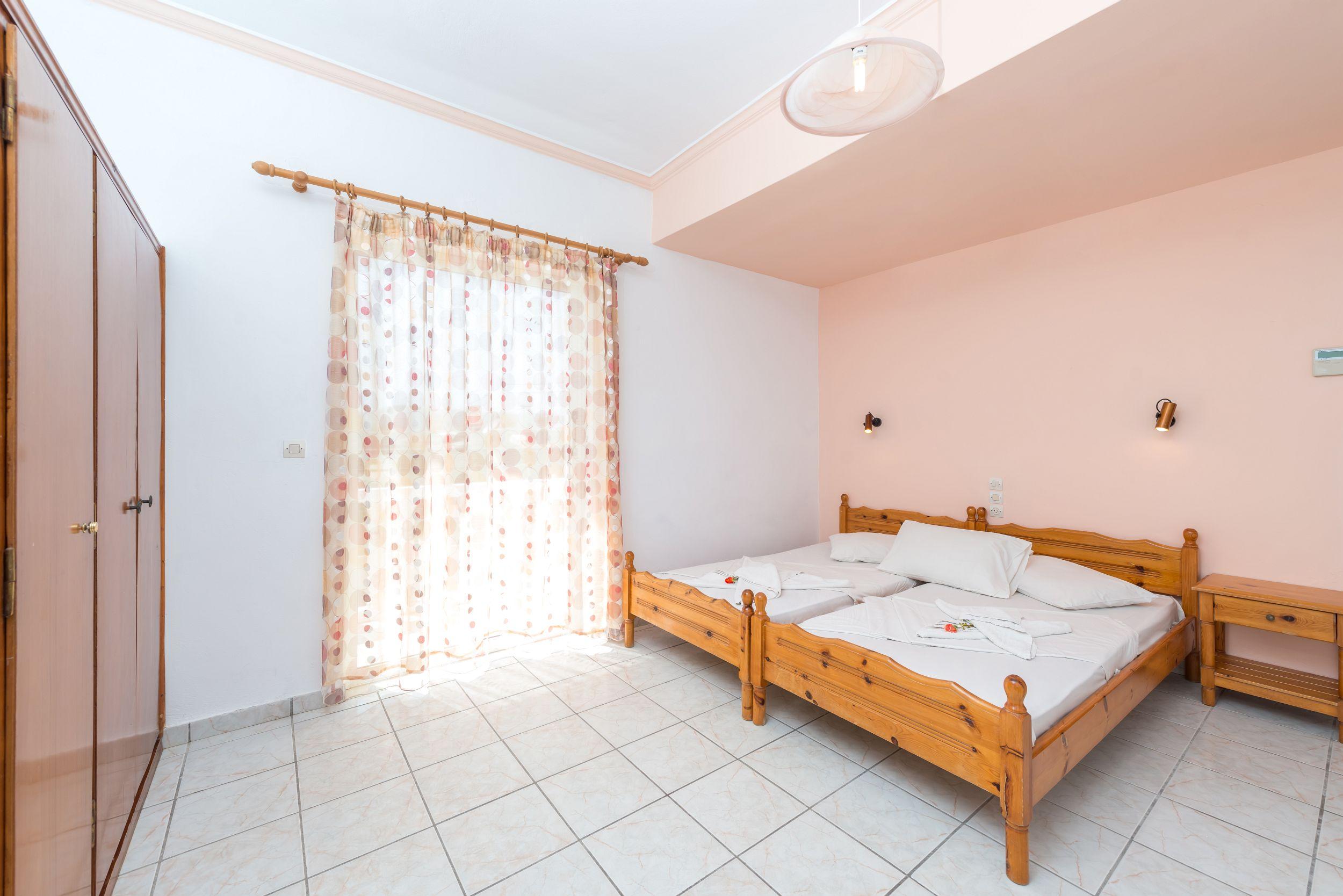 Athina Apartments Zakynthos stad Exteriör bild