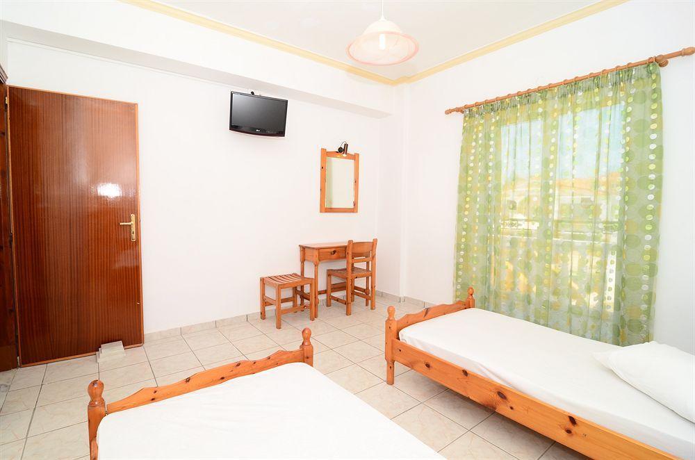 Athina Apartments Zakynthos stad Exteriör bild